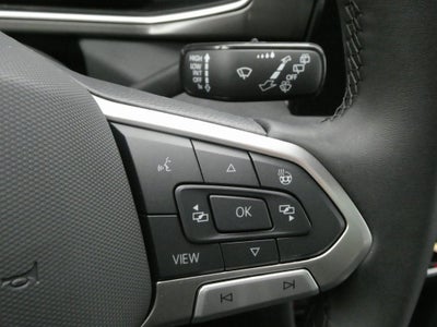 2026 Volkswagen Taos 1.5T SE Black