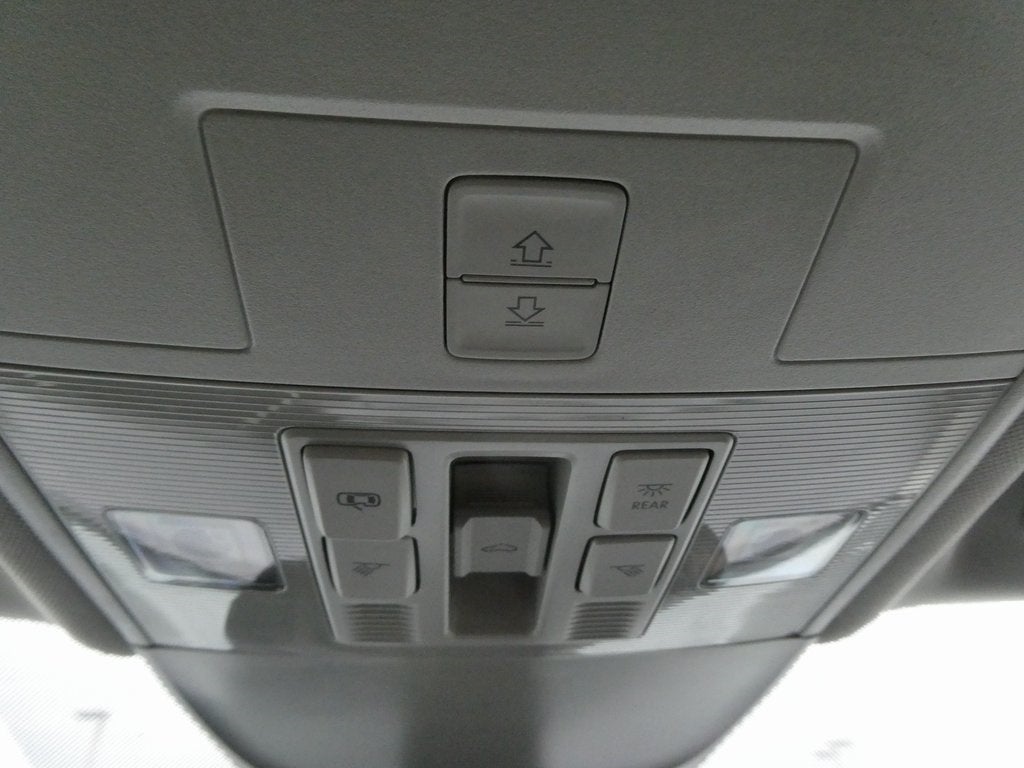 2026 Volkswagen Taos 1.5T SE Black