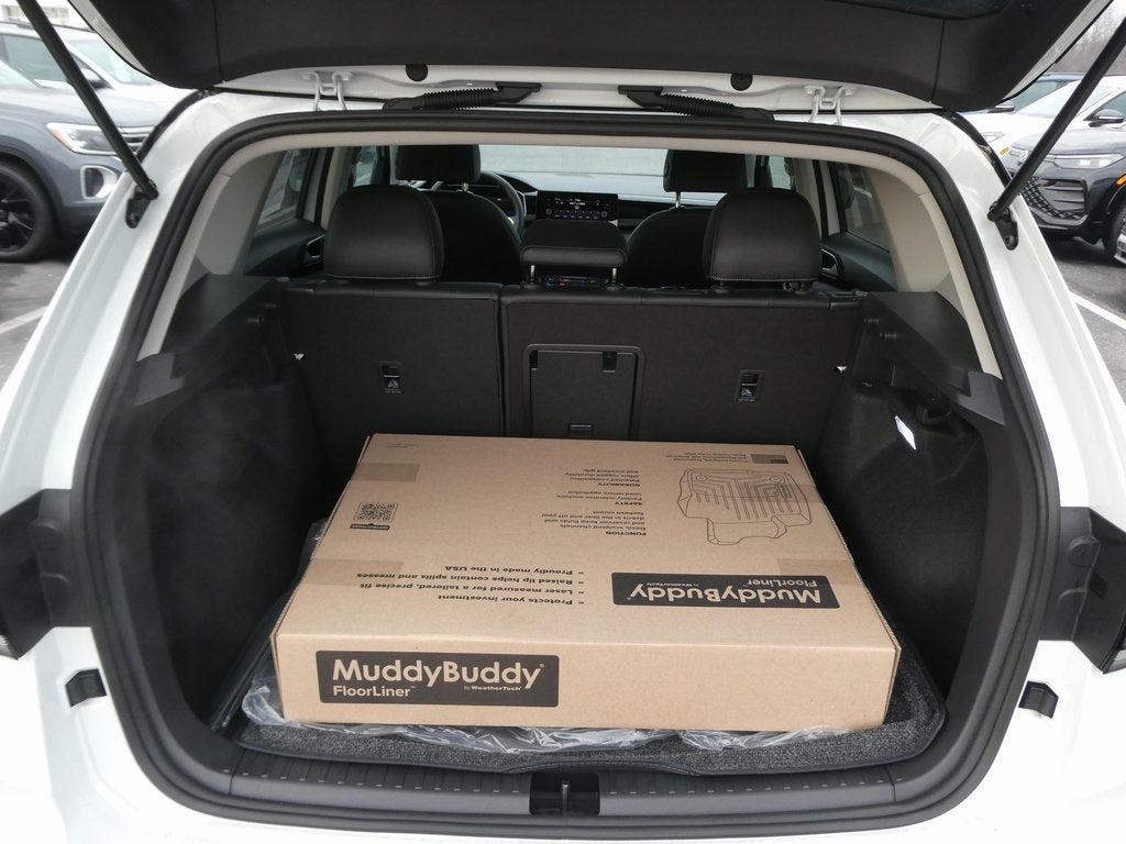 2026 Volkswagen Taos 1.5T SE Black