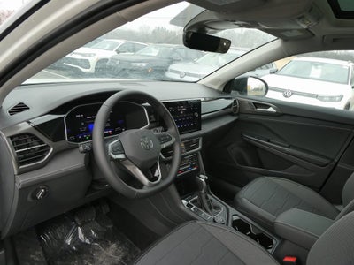 2026 Volkswagen Taos 1.5T SE Black