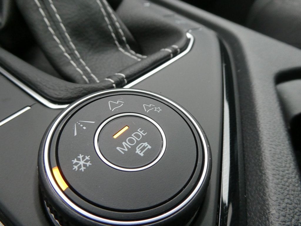 2026 Volkswagen Taos 1.5T SE Black