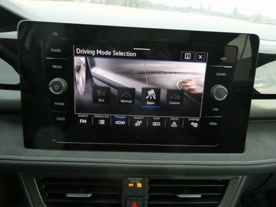 2026 Volkswagen Taos 1.5T SE Black