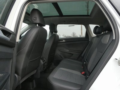 2026 Volkswagen Taos 1.5T SE Black