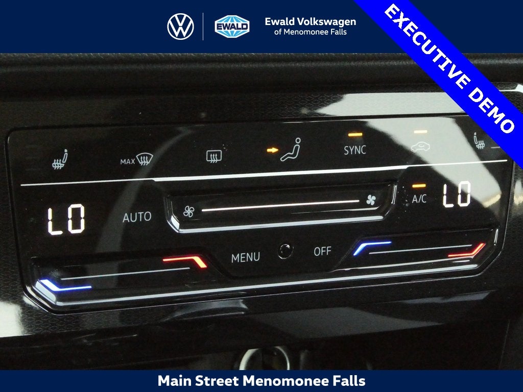 2025 Volkswagen Taos 1.5T SE Black