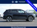 2025 Volkswagen Taos 1.5T SE Black