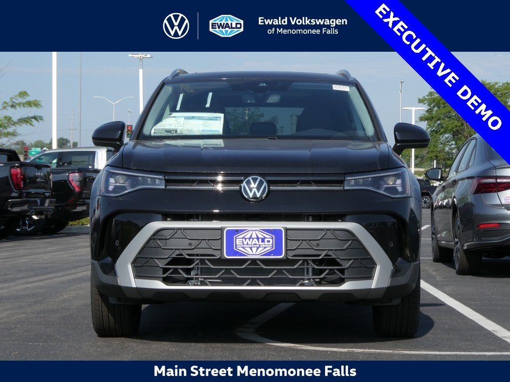 2025 Volkswagen Taos 1.5T SE Black