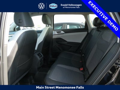 2025 Volkswagen Taos 1.5T SE Black