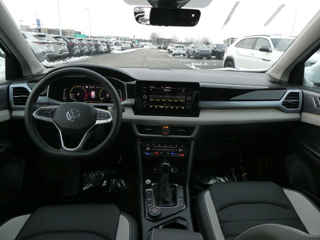 2026 Volkswagen Taos 1.5T SEL