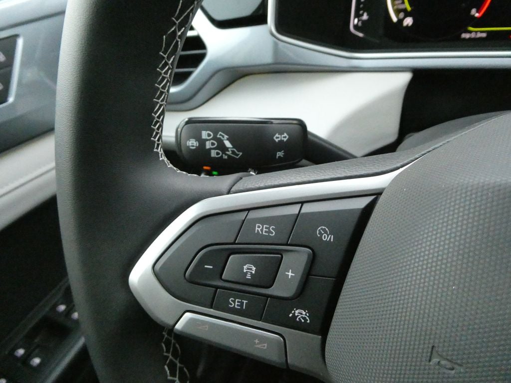 2026 Volkswagen Taos 1.5T SEL