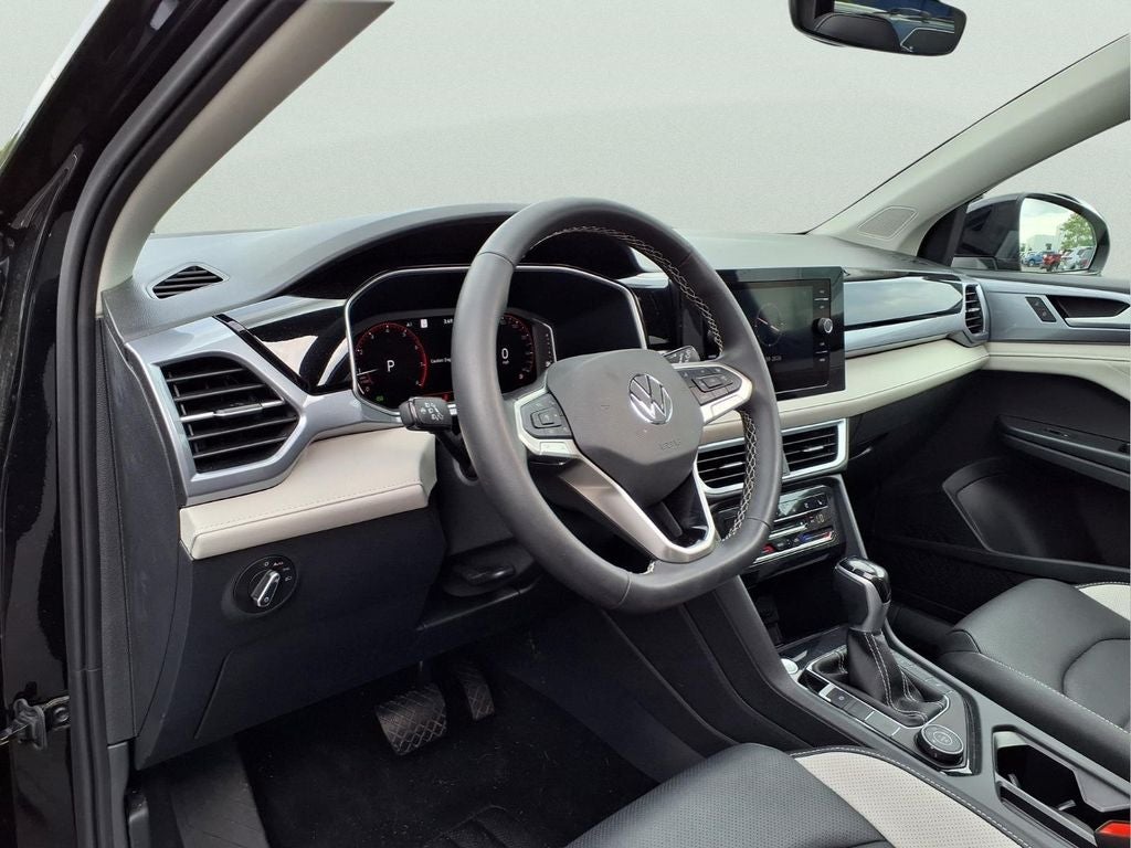 2025 Volkswagen Taos 1.5T SEL
