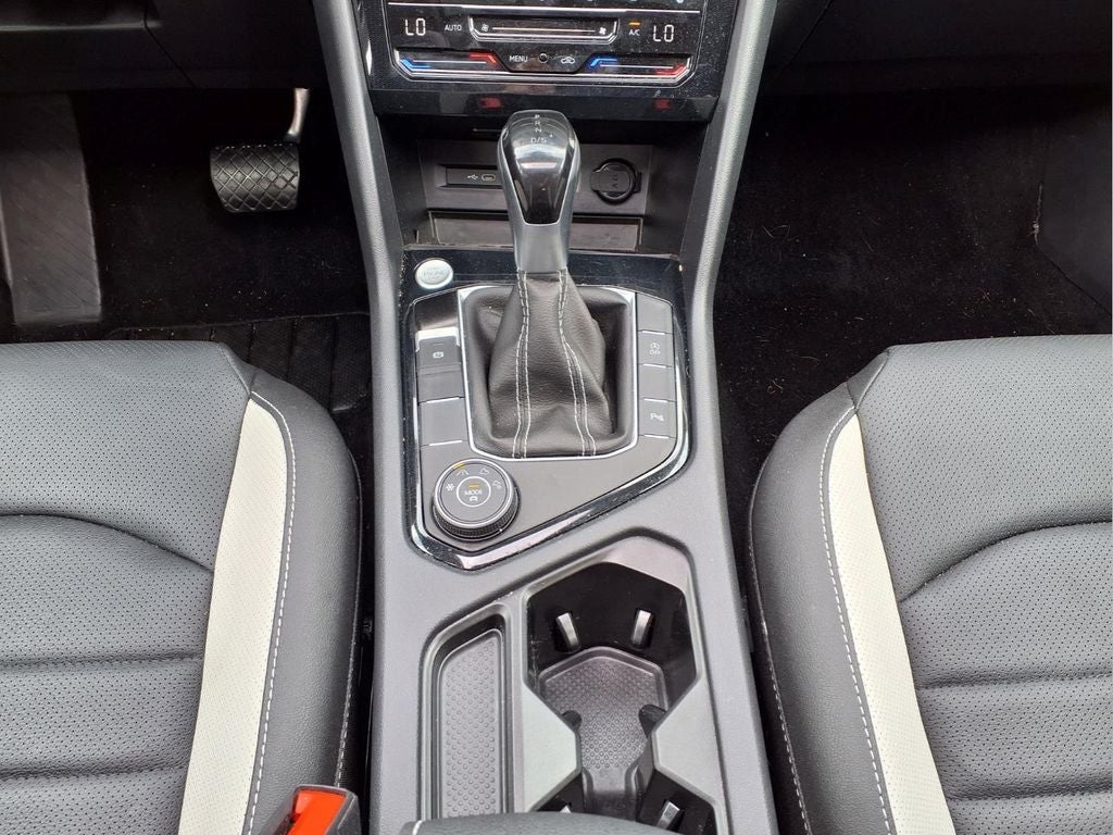 2025 Volkswagen Taos 1.5T SEL