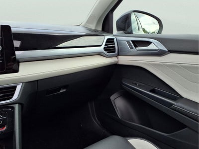 2025 Volkswagen Taos 1.5T SEL