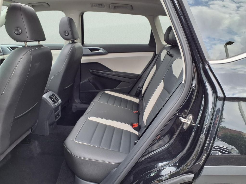 2025 Volkswagen Taos 1.5T SEL