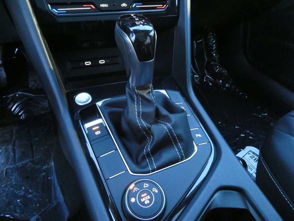 2026 Volkswagen Taos 1.5T SEL