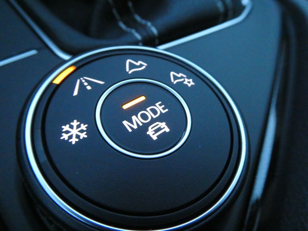 2026 Volkswagen Taos 1.5T SEL