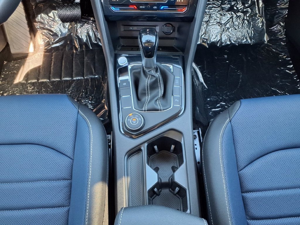 2027 Volkswagen Taos 1.5T SEL