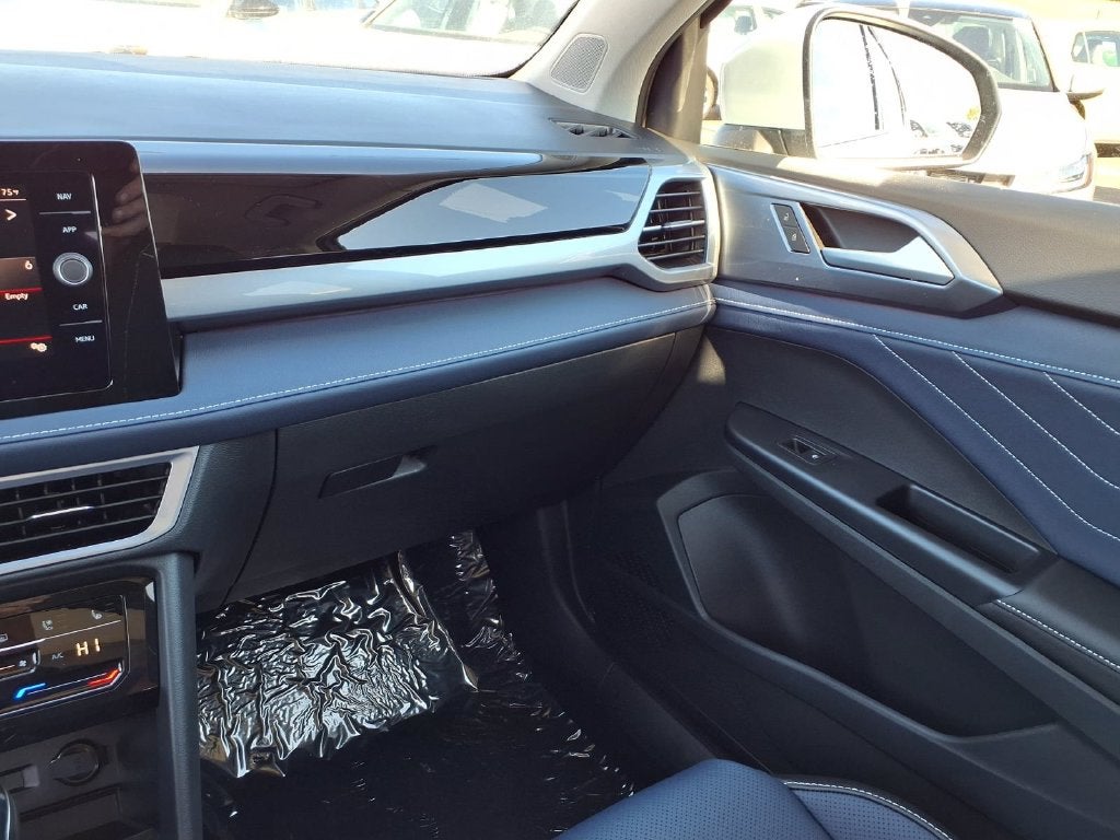 2027 Volkswagen Taos 1.5T SEL