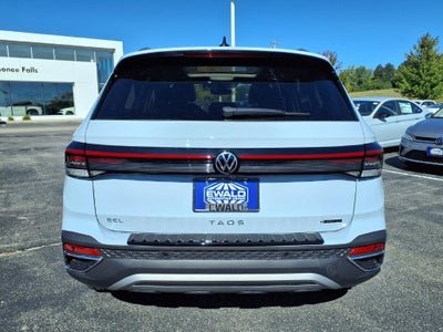 2027 Volkswagen Taos 1.5T SEL