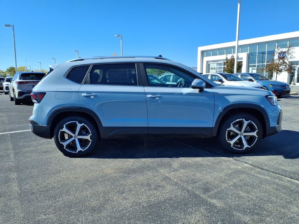 2027 Volkswagen Taos 1.5T SEL