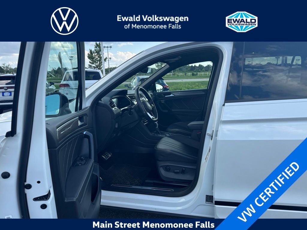 2024 Volkswagen Tiguan 2.0T SE R-Line Black