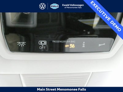 2025 Volkswagen Tiguan 2.0T SE