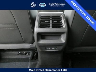 2025 Volkswagen Tiguan 2.0T SE