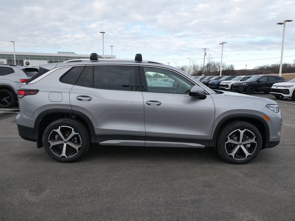 2026 Volkswagen Tiguan 2.0T SE