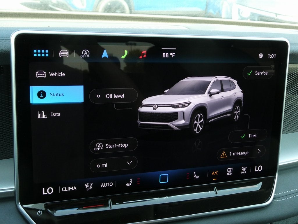 2025 Volkswagen Tiguan 2.0T SE