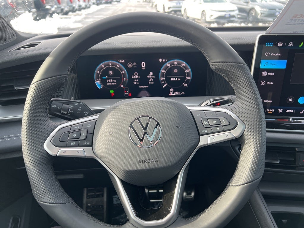 2026 Volkswagen Tiguan 2.0T SE R-Line Black