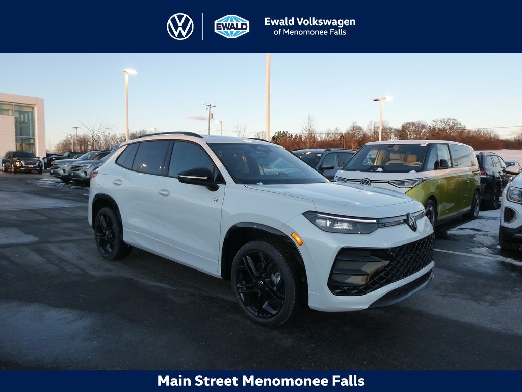 2026 Volkswagen Tiguan 2.0T SE R-Line Black