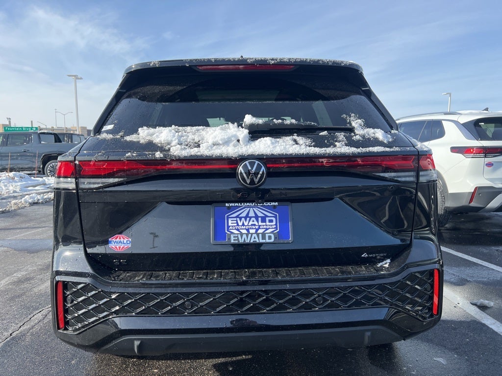 2026 Volkswagen Tiguan 2.0T SE R-Line Black