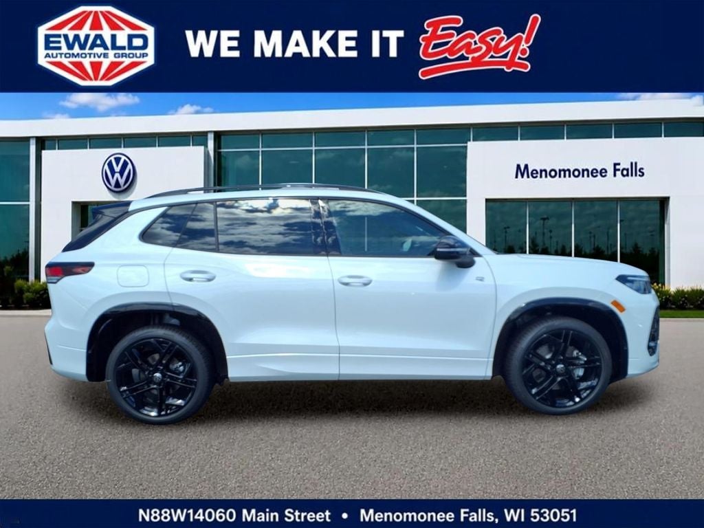 2026 Volkswagen Tiguan 2.0T SE R-Line Black