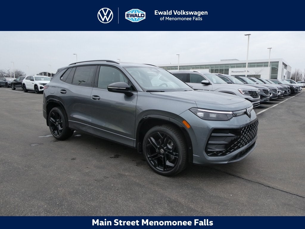 2026 Volkswagen Tiguan 2.0T SE R-Line Black