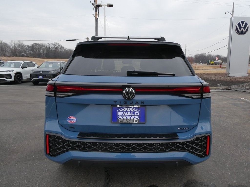 2026 Volkswagen Tiguan 2.0T SE R-Line Black