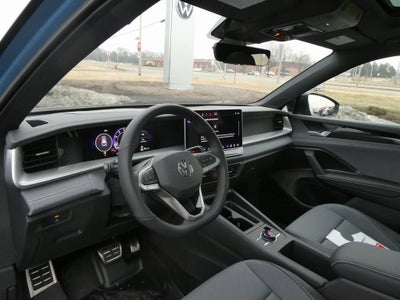 2026 Volkswagen Tiguan 2.0T SE R-Line Black