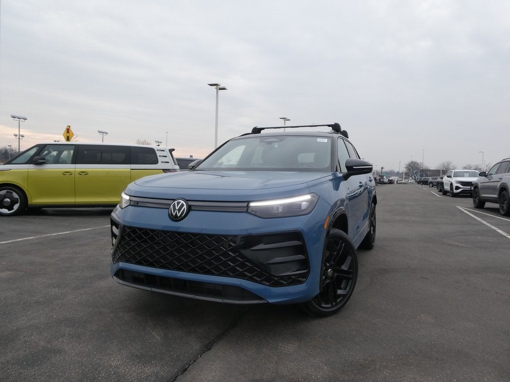 2026 Volkswagen Tiguan 2.0T SE R-Line Black