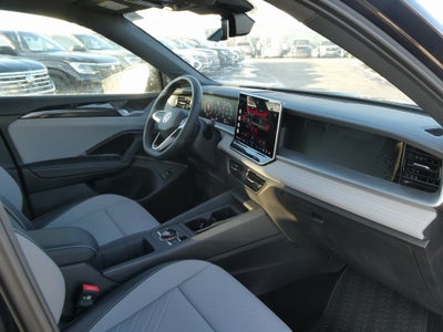 2026 Volkswagen Tiguan 2.0T SE R-Line Black