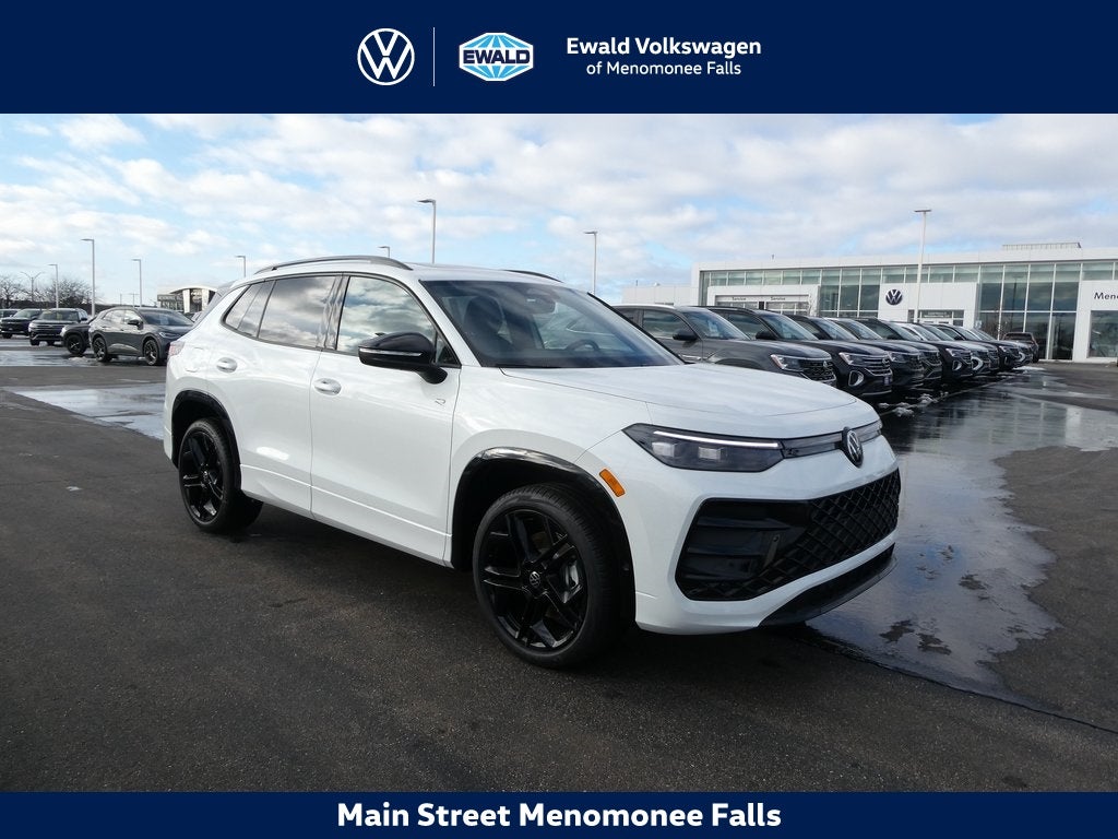 2026 Volkswagen Tiguan 2.0T SE R-Line Black