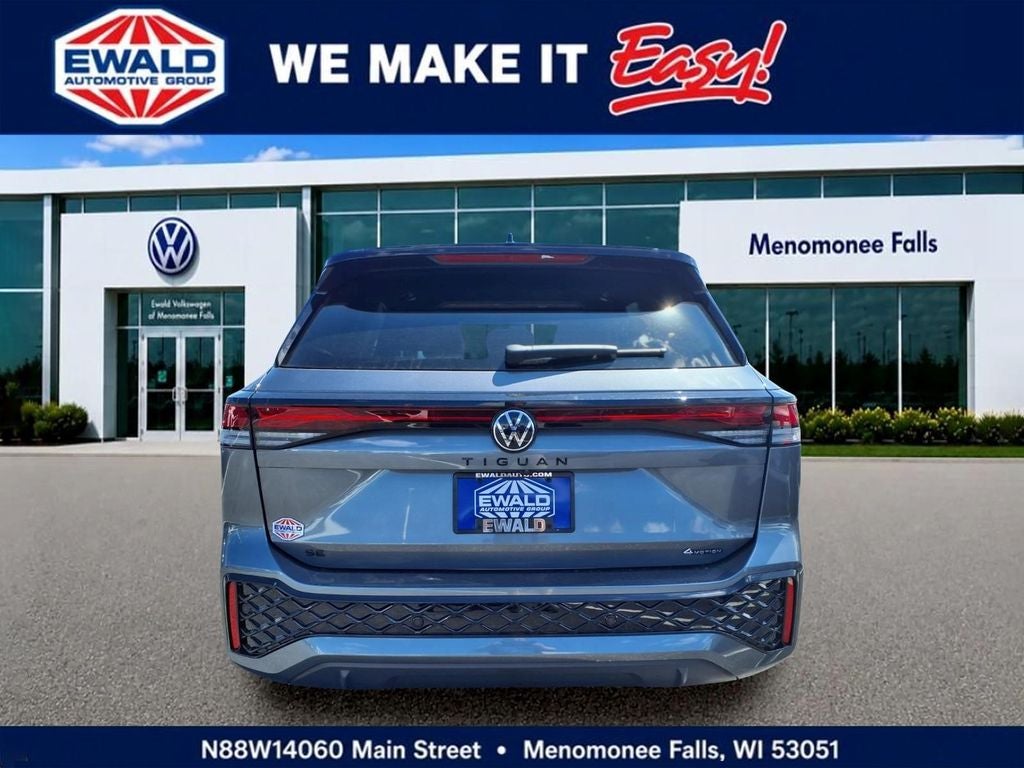 2026 Volkswagen Tiguan 2.0T SE R-Line Black