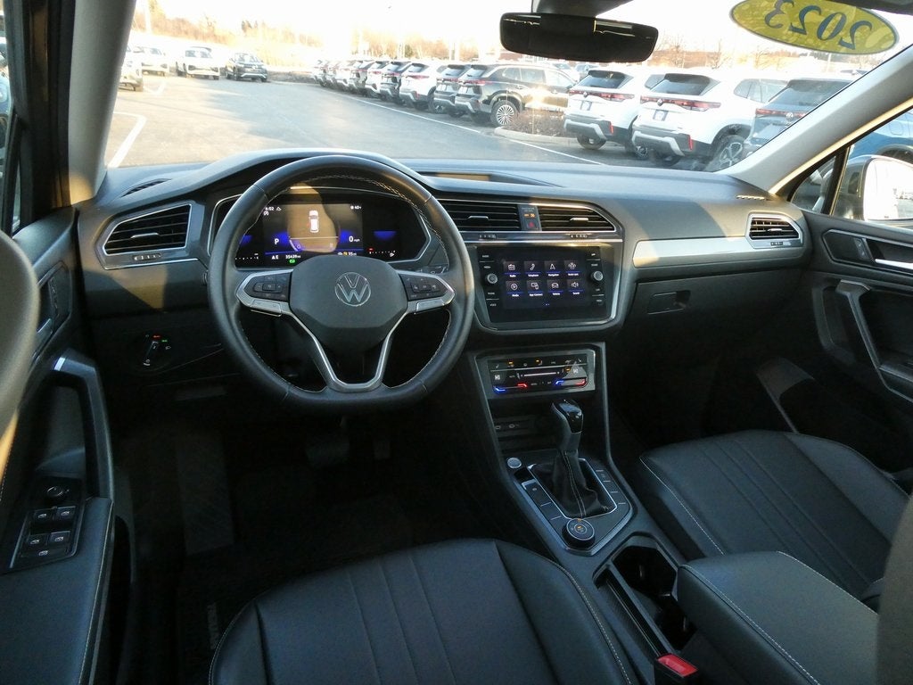 2023 Volkswagen Tiguan 2.0T SE