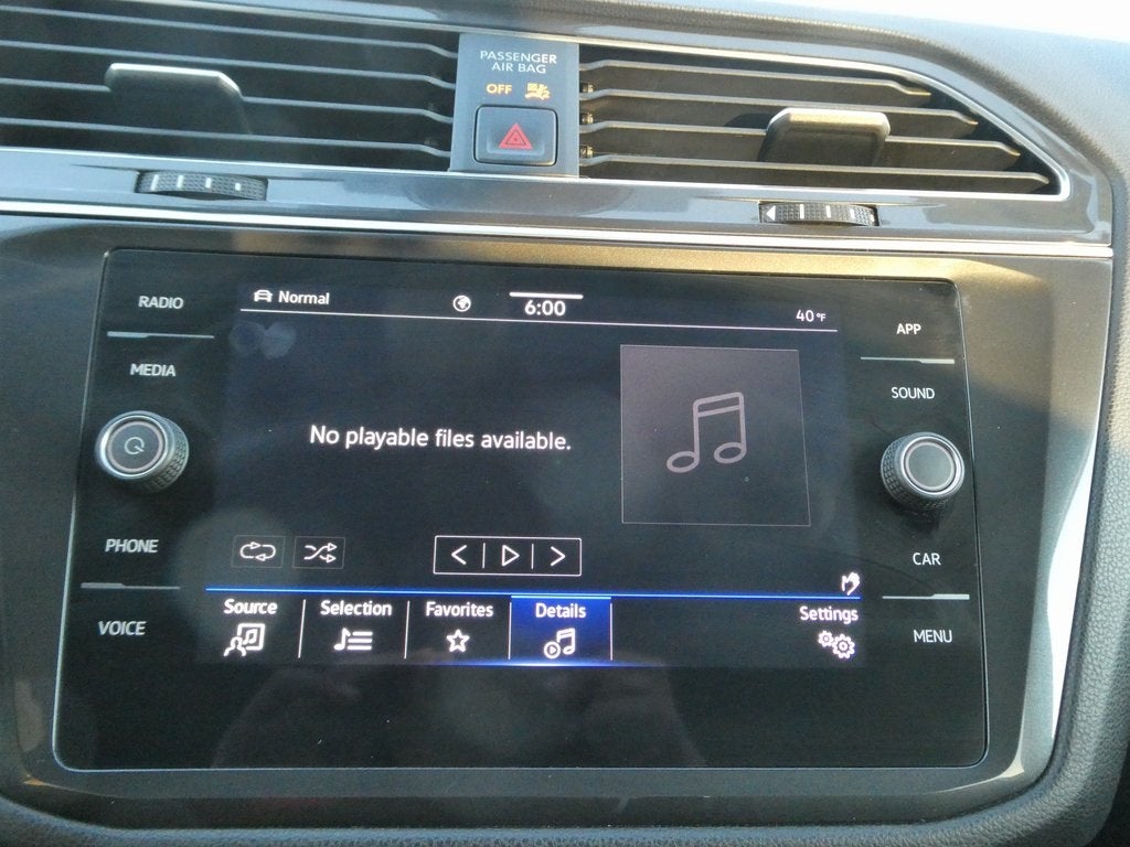 2023 Volkswagen Tiguan 2.0T SE