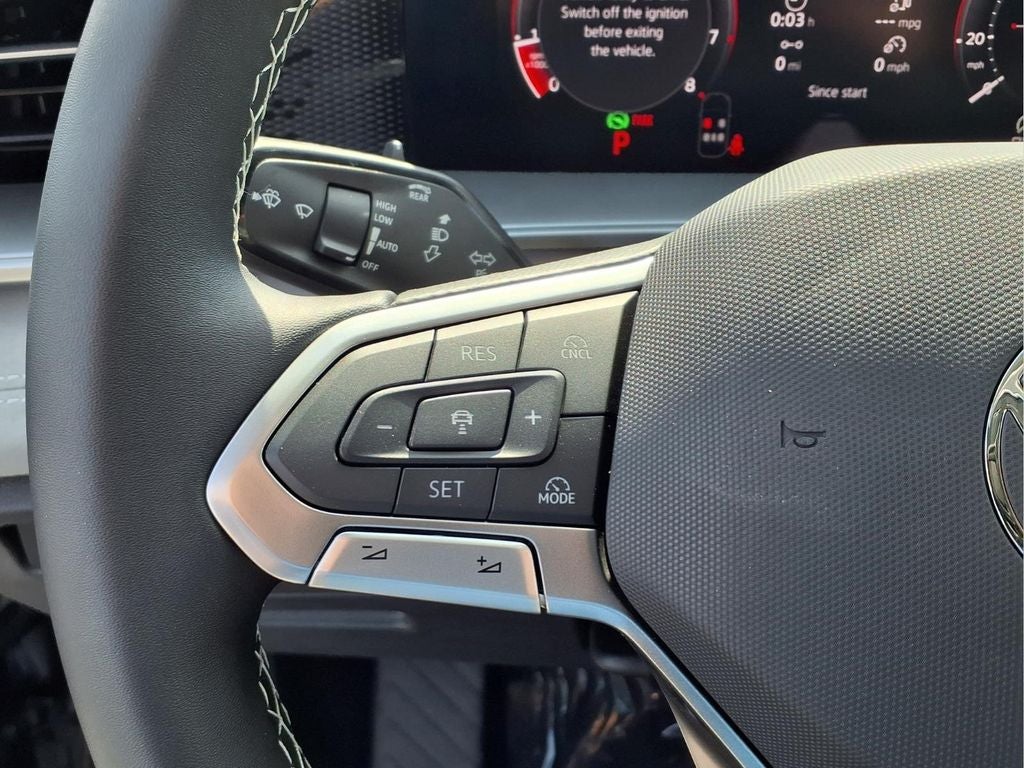 2026 Volkswagen Tiguan 2.0T SE