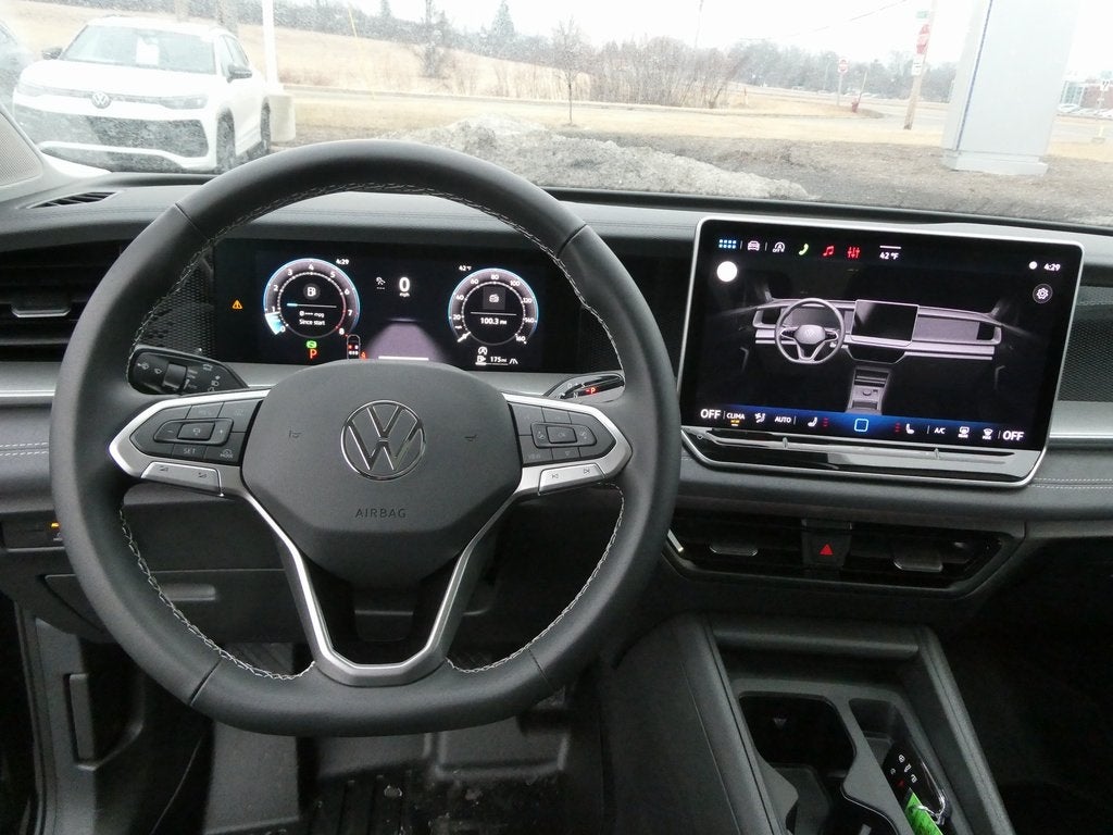 2026 Volkswagen Tiguan 2.0T SE