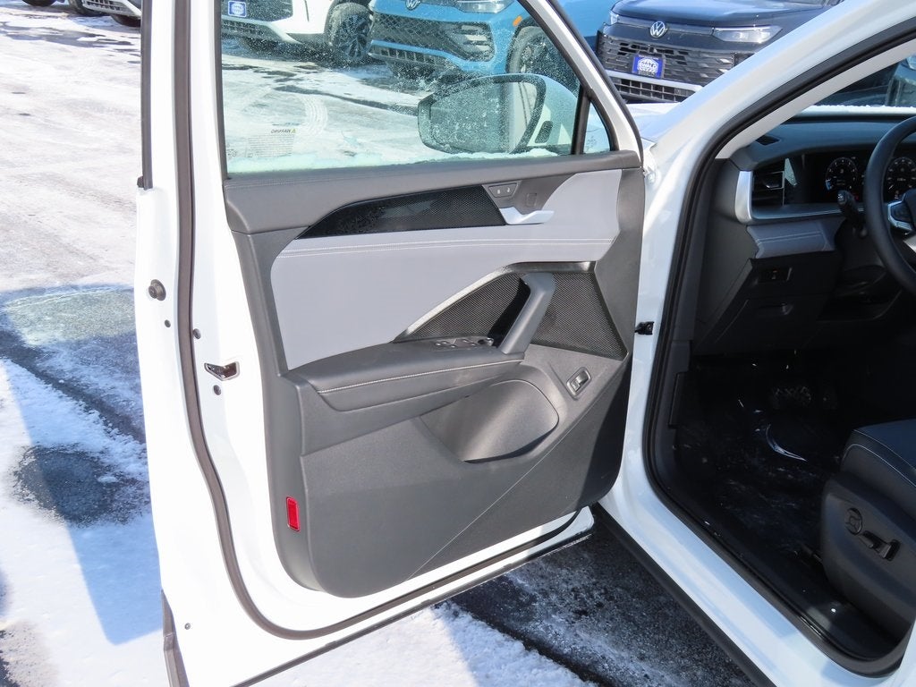 2026 Volkswagen Tiguan 2.0T SE