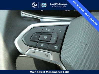 2025 Volkswagen Taos 1.5T SE