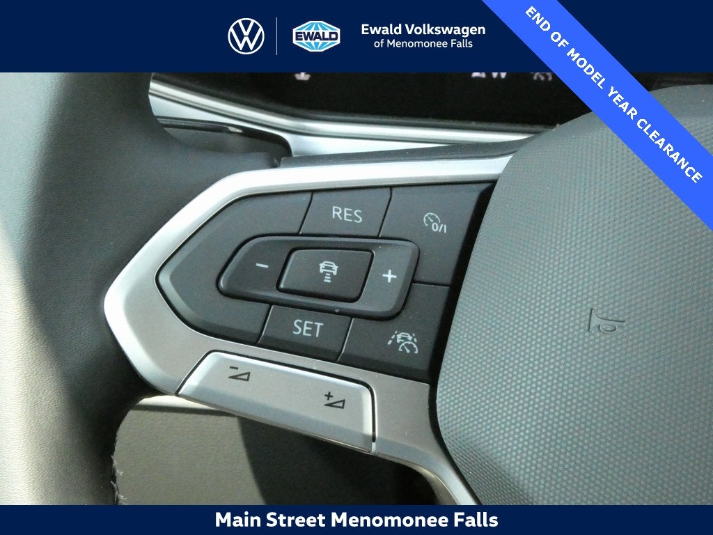 2025 Volkswagen Taos 1.5T SE