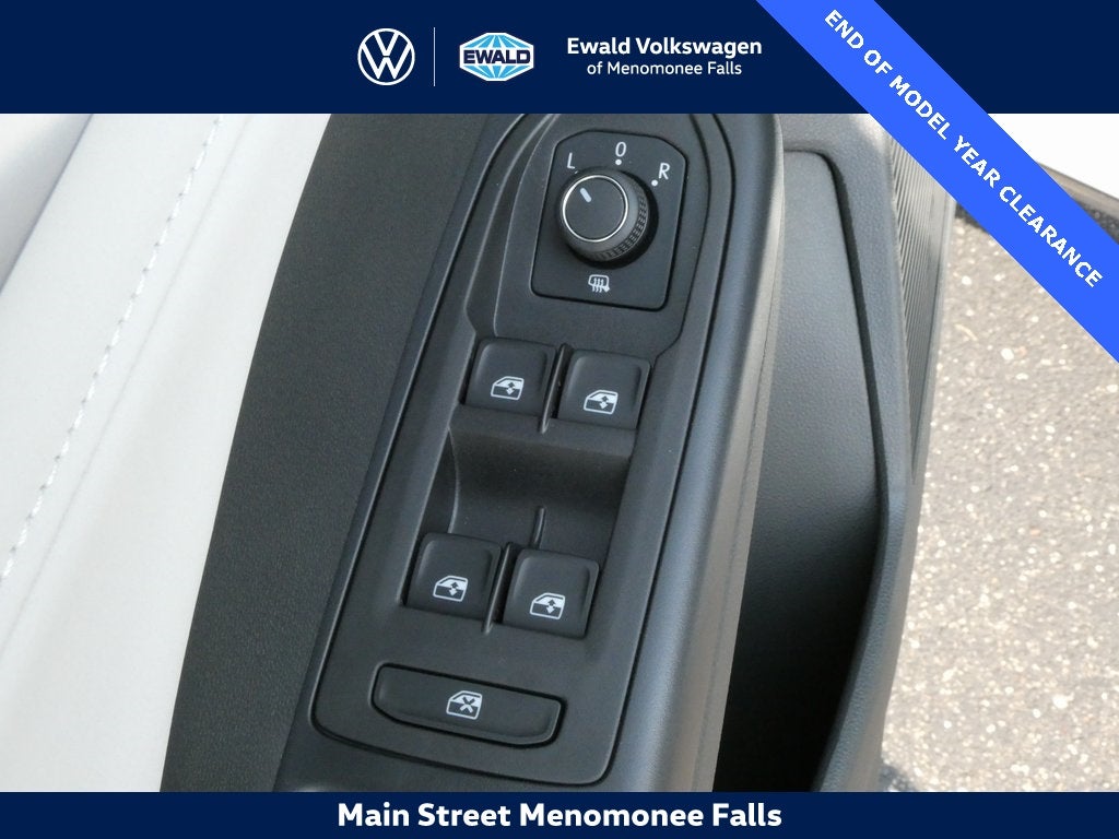 2025 Volkswagen Taos 1.5T SE