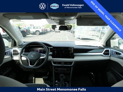 2025 Volkswagen Taos 1.5T SE