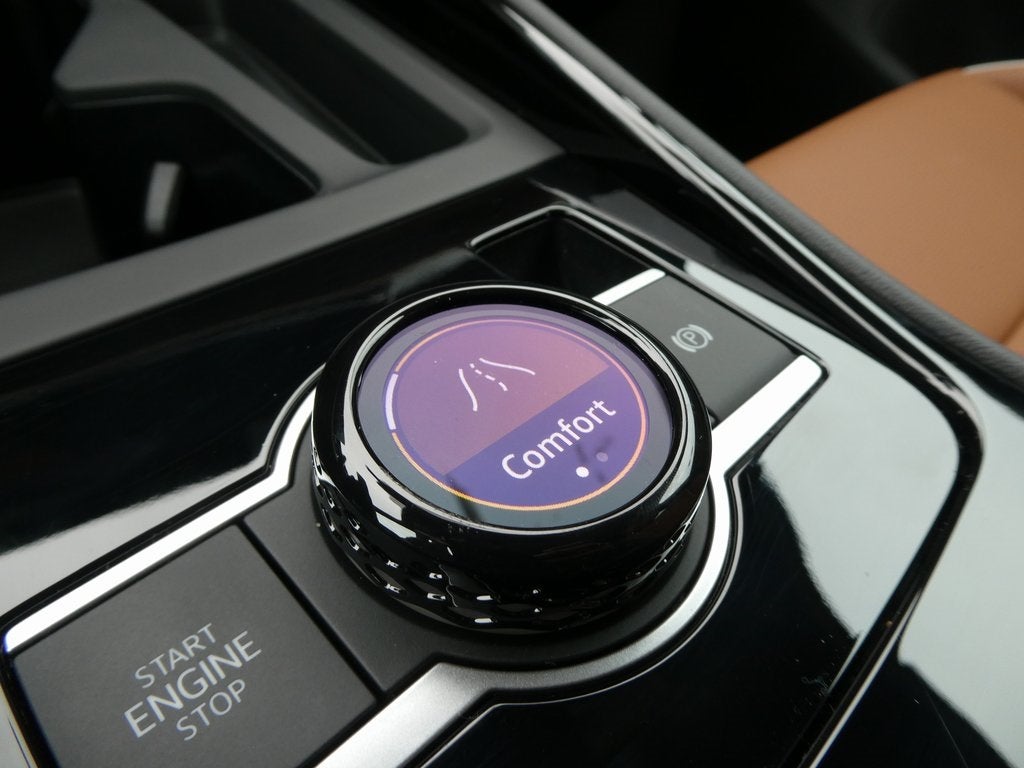 2026 Volkswagen Tiguan 2.0T SEL R-Line Turbo