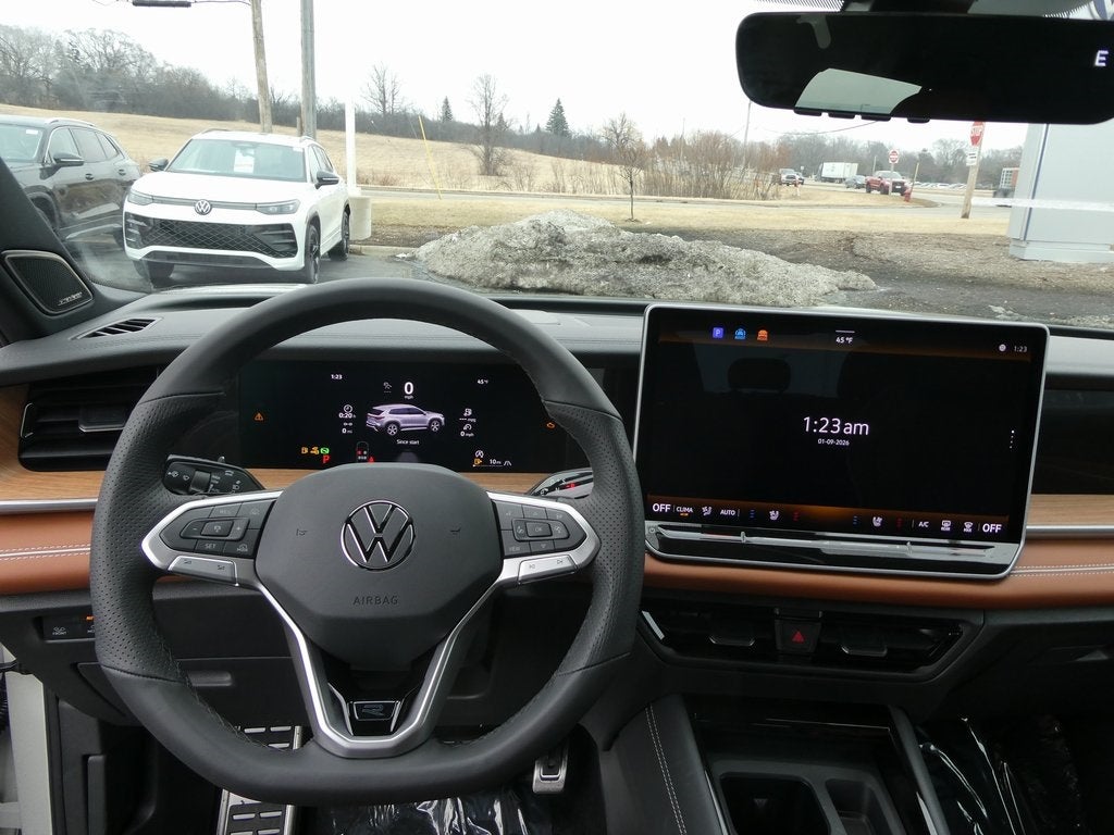 2026 Volkswagen Tiguan 2.0T SEL R-Line Turbo